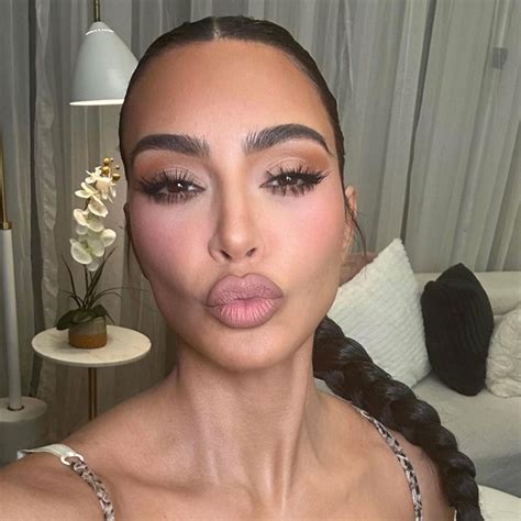 insta kim k|latest photos of kim kardashian.